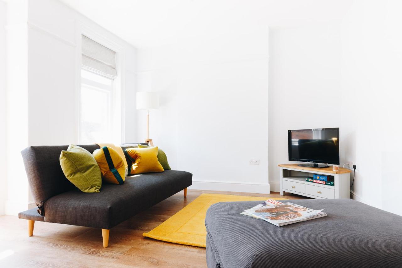 South Street Apartments チチェスター エクステリア 写真