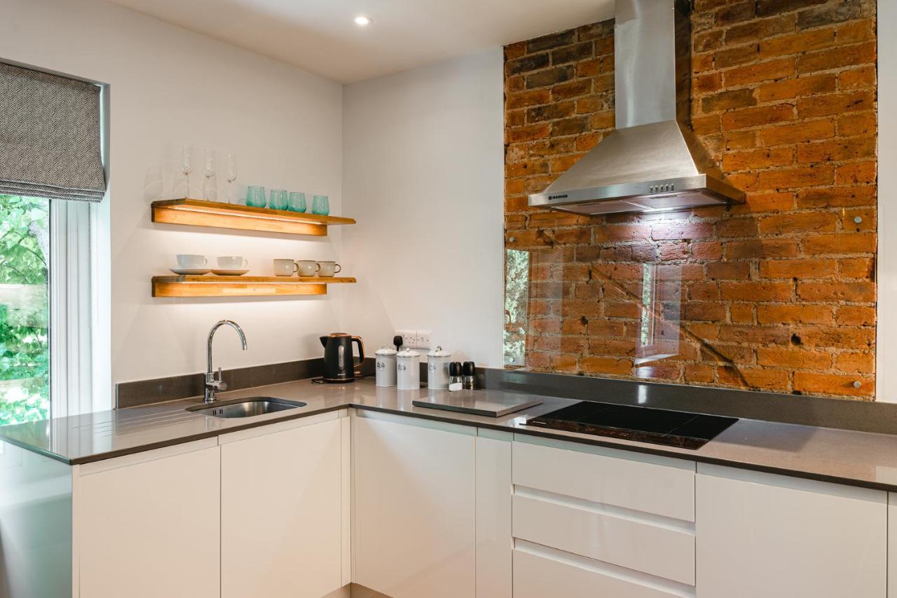 South Street Apartments チチェスター エクステリア 写真